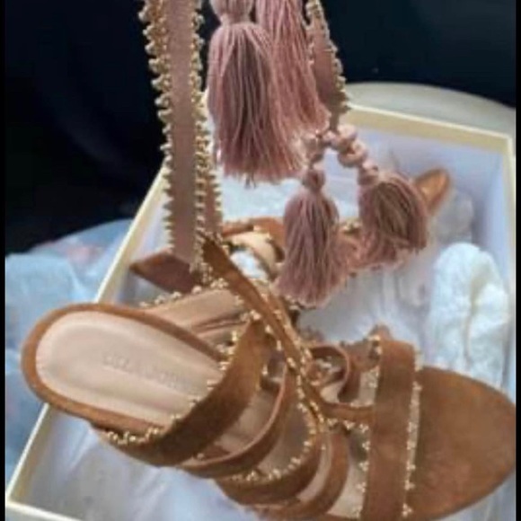 Ulla Johnson womens size 39 saddle Sabine beaded fringe heels - Picture 3 of 7